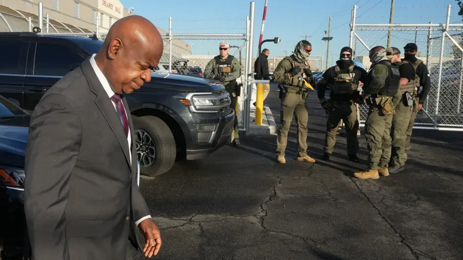 Breaking: Newark Mayor Ras Baraka Arrested During Protest at ICE Detention Center